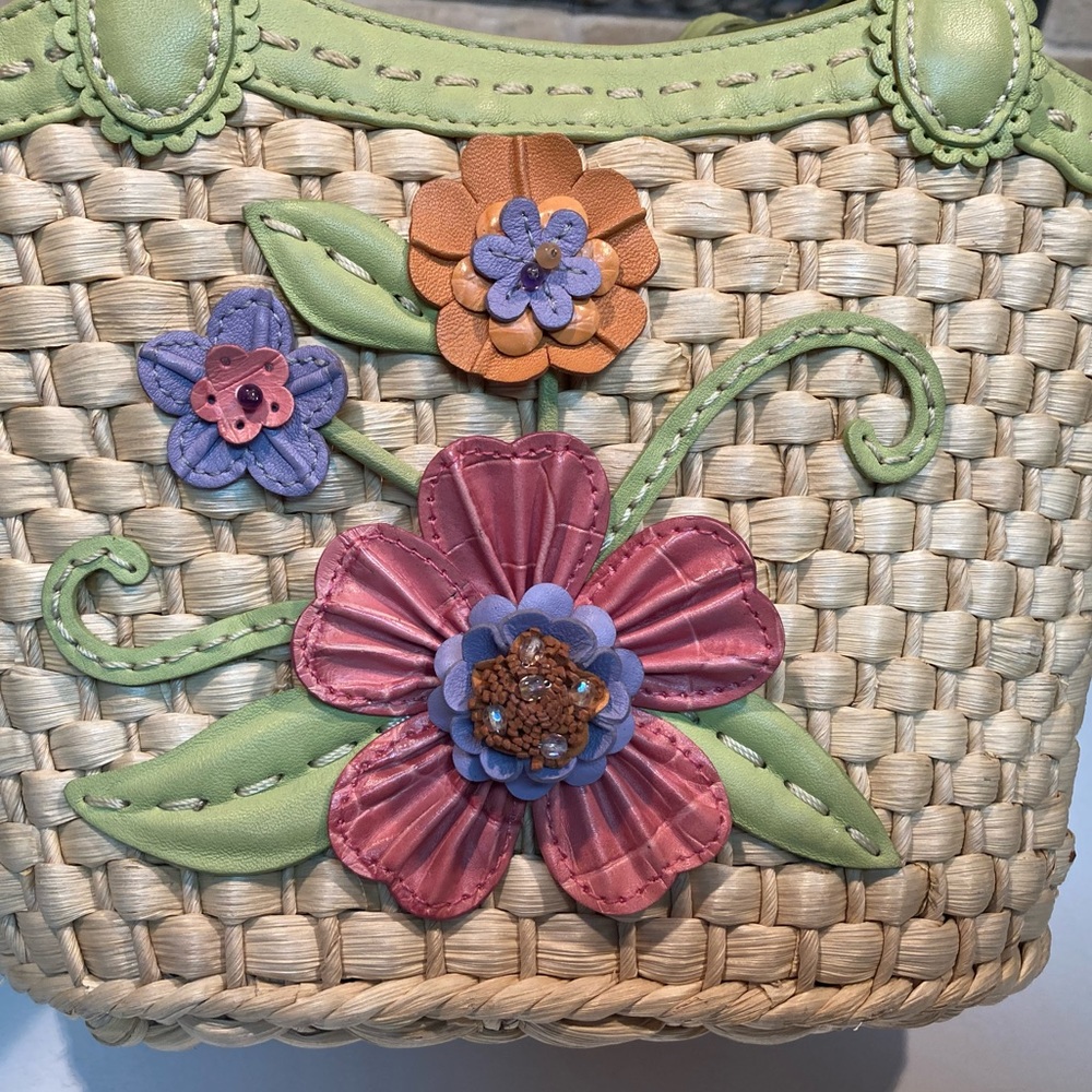 Brighton Straw Purse w/Green Leather Trim + Multi-Color Textured Leather Flowers - Picture 2 of 14